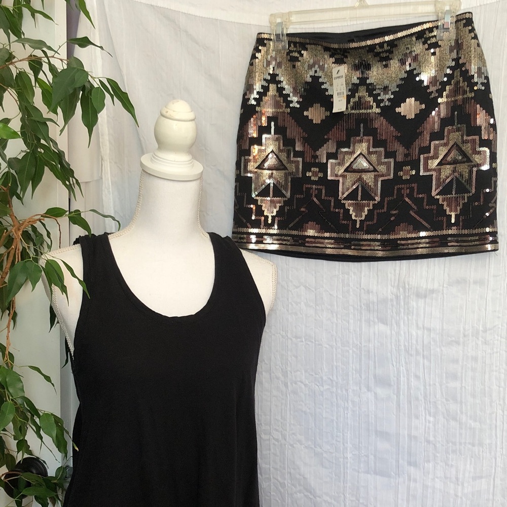 EXPRESS Sz XS miniskirt black silver Aztec look NWT & LOFT Sz S black lace top